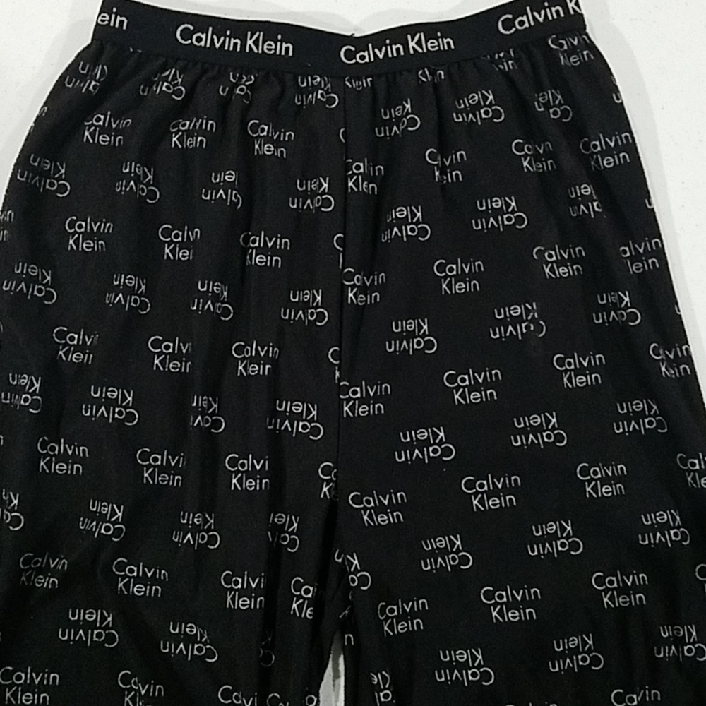 Calvin Klein Boy's Black Pajama PJ Pants 7/8
